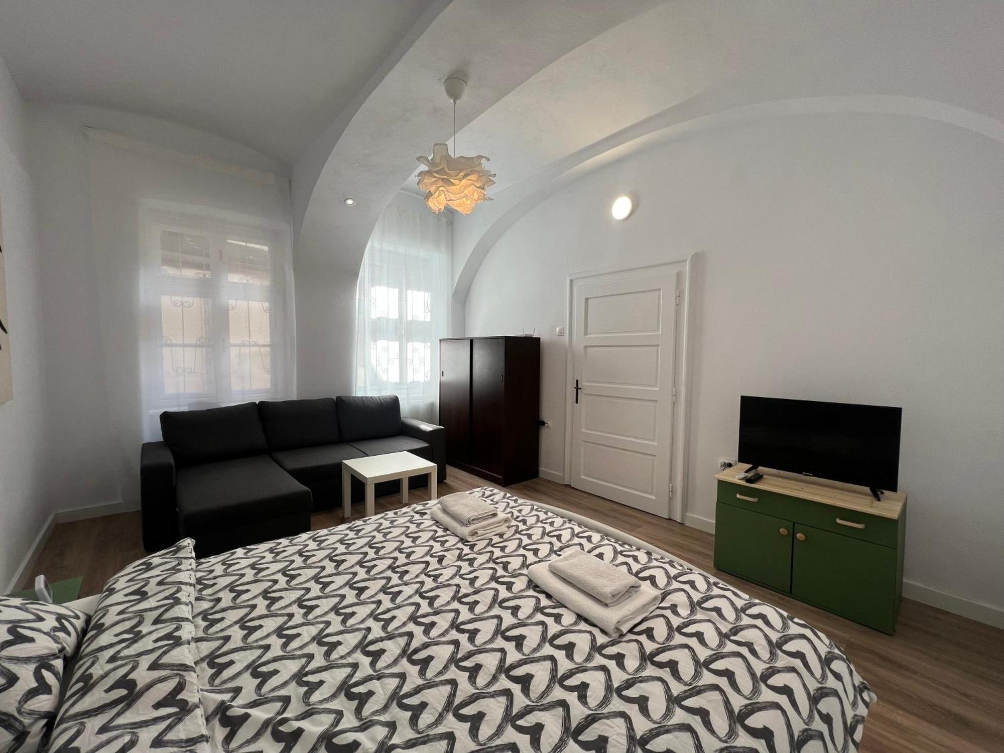 Cosy Home In The Heart Of Old Braşov Esterno foto